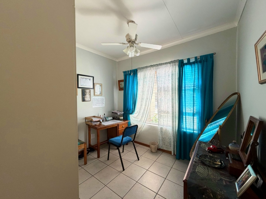3 Bedroom Property for Sale in Upington Rural Northern Cape